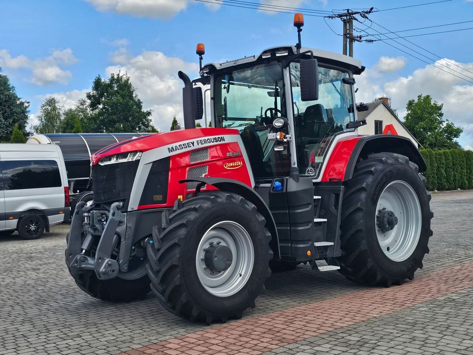 Massey Ferguson 8S225 250KM SALON POLSKA JAK NOWY 900mtg Okazja!  2021/2022 ,Mało używany!