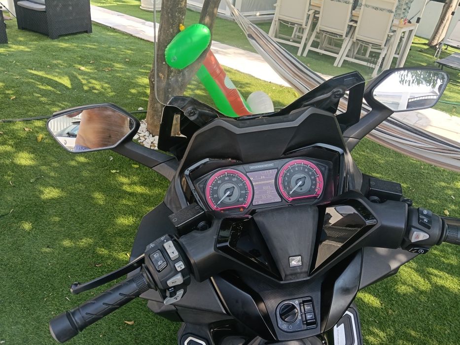 Título para o anúncio: Honda forza 125 edição especial 
Honda Forza 125 Edição Especial 2023 | 33.000 km | Impecável