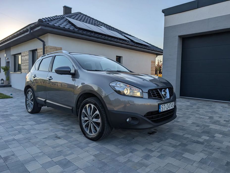 Nissan Qashqai 4x4_Automat_2.0_Hak_Skóra_Alufelgi 18cali_Kamery 360_Bose_Xenon_Rybnik