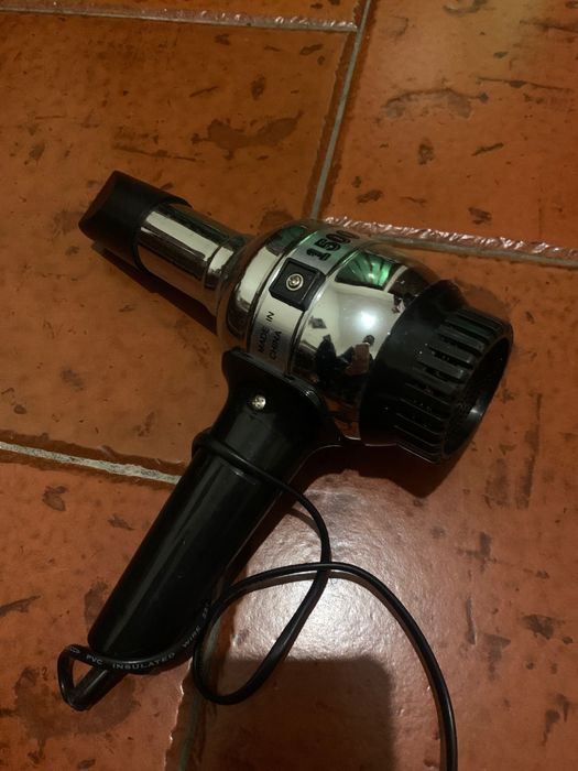 Vários pequenos eletrodomésticos de vários preços