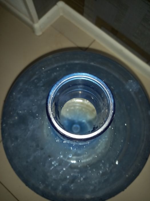 Бутыль пластиковый 19 л.