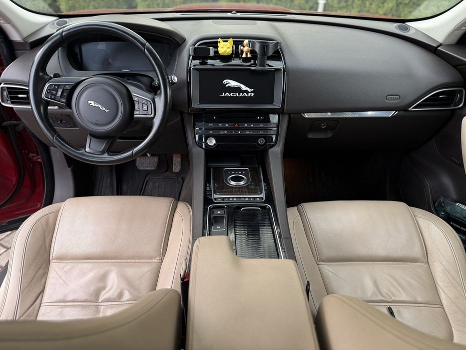 Jaguar f-pace 2016 2.0 d 2л. дизель ягуар європа