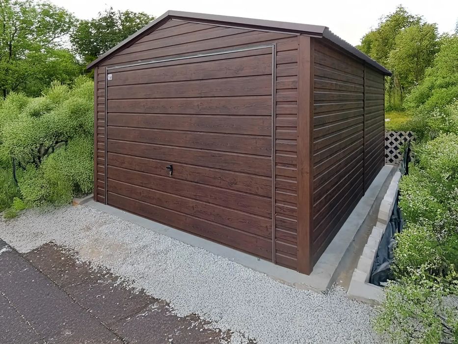 Garaż blaszak jednostanowiskowy 4x5 m - Dach dwuspadowy, Brama uchylna