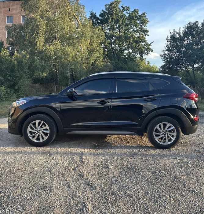 Hyundai Tucson Limited 2.0 2016 автомобіль