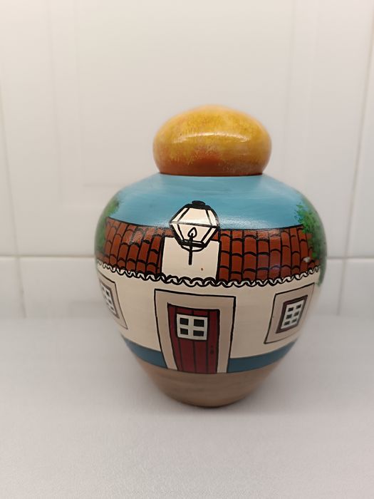 Pote Barro. Pintado à mão. 19 cm. Novo