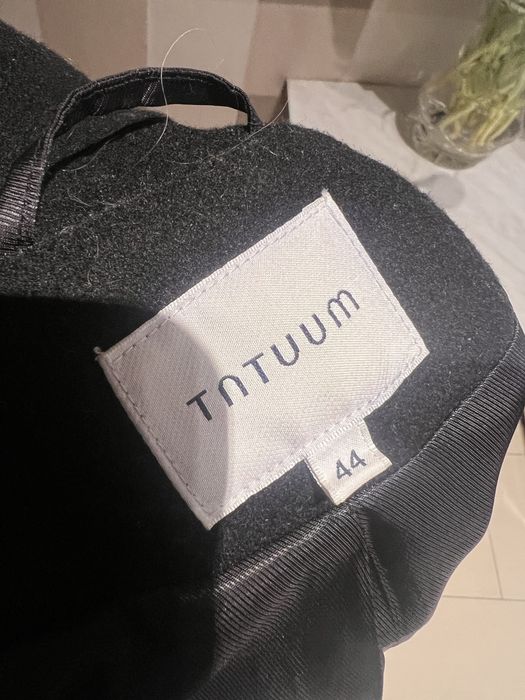 Czarny plaszcz tatuum 44 jak nowy