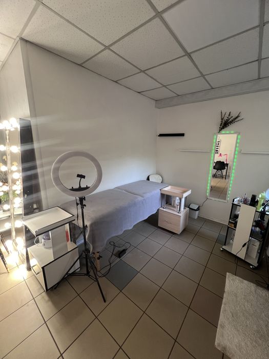 Оренда робочих місць у студії краси