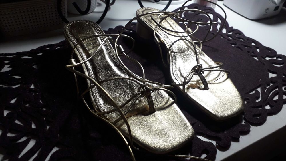 Zara sandałki złote, obcas, rozmiar 37