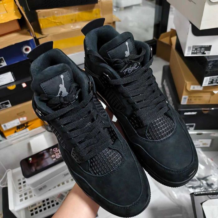 AJ4_Retro_Black_Cat 41