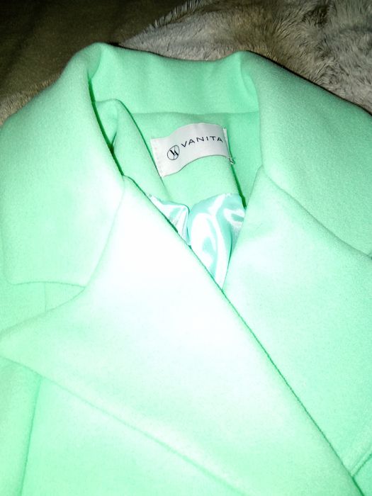 Casaco comprido da marca Vanita