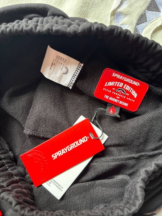 Шорти Sprayground в двох кольорах: чорний та сірий