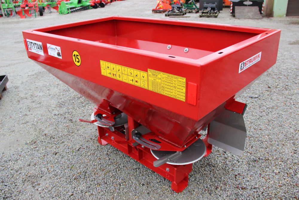 Rozsiewacz do nawozu dwutarczowy nowy model  siewka lej strumyk TYTAN