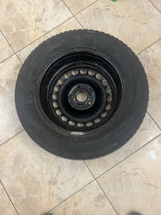 Продам запаску на авто
