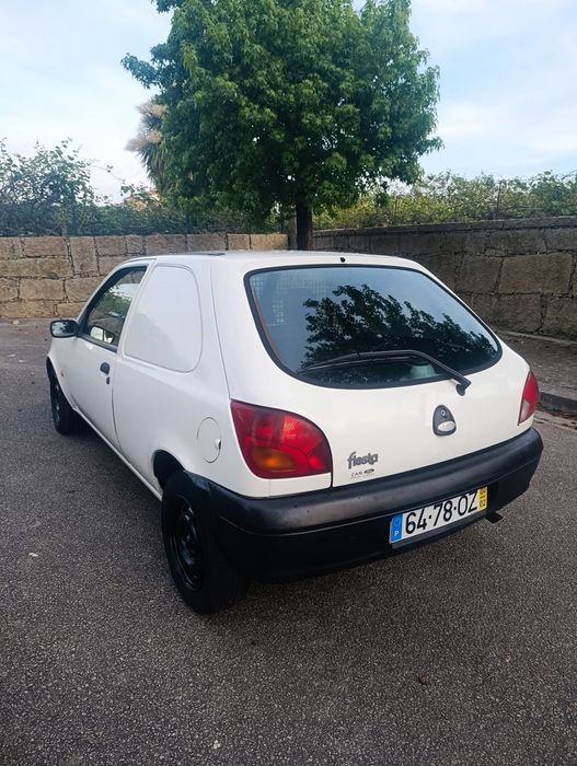 Ford fiesta 1.8 D