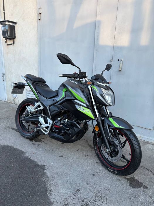 Мотоцикл Loncin cr4 250
