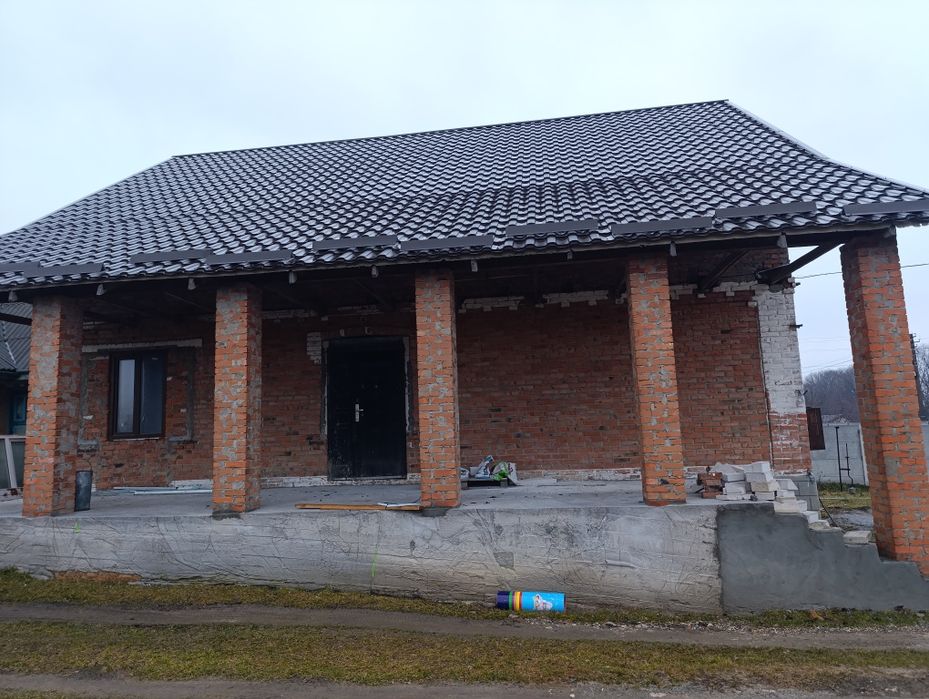 Продам двоповерховий будинок