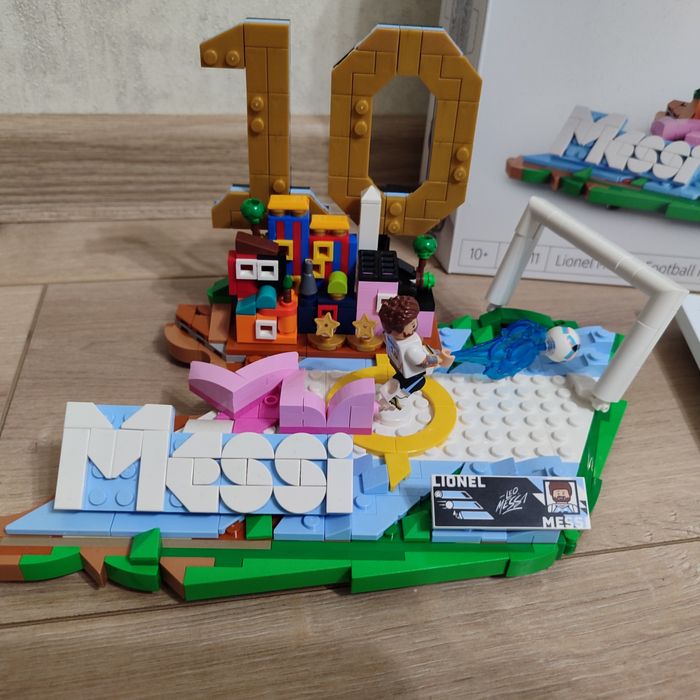 Lego messi 43011
