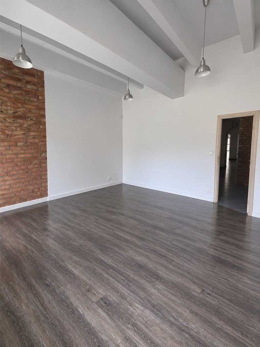 Wynajmę biuro 22mkw, Katowice, ul. Modelarska 18