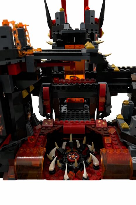 LEGO Nexo Knights  замок Джестро 1186 деталей