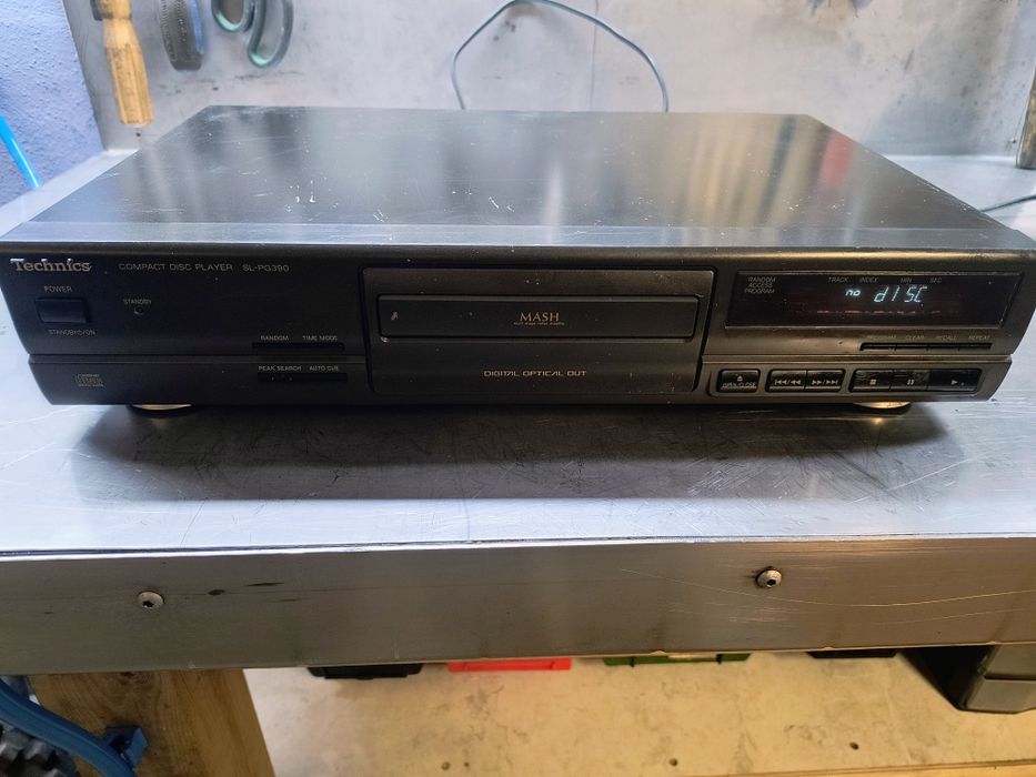 odtwarzacz CD Technics SL-PG390