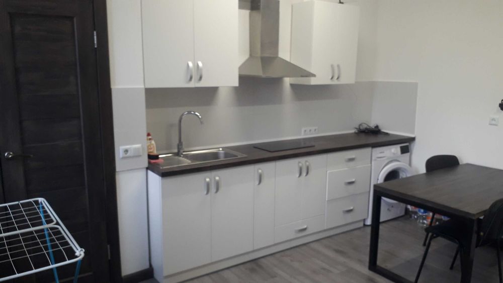 Центр. Район Панкрат-го моста сдам гостиничний номер с удобствами