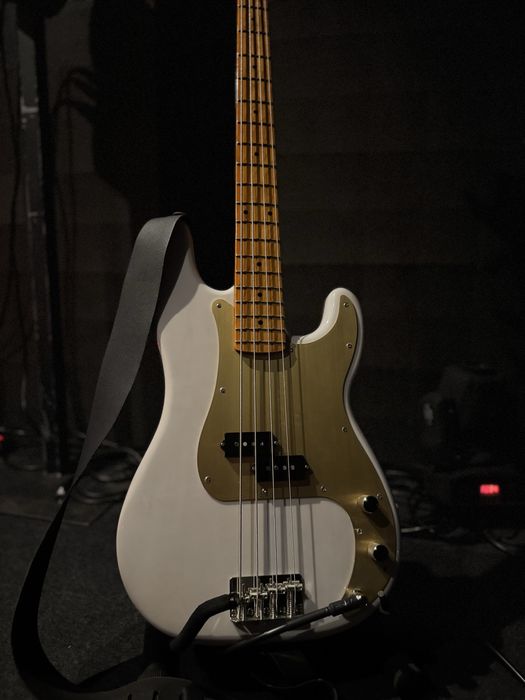 Squier Precision Bass