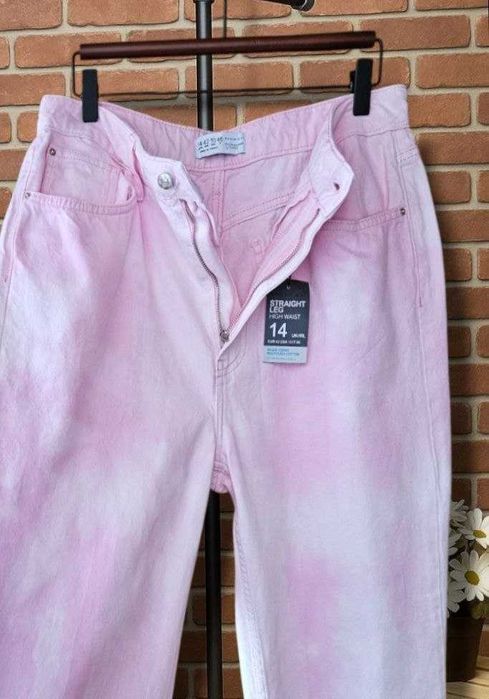 Розовые джинсы мом с эффектом варки Primark высокая посадка р. L/XL