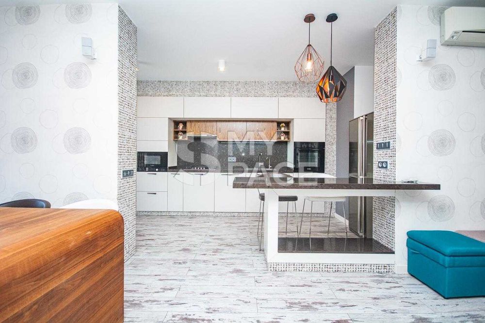 Дворівнева 5к. 170м2 Метрологічна Кришталеві Джерела Феофанія