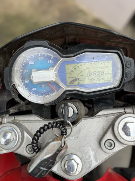 MotoLeader ML200 Shark