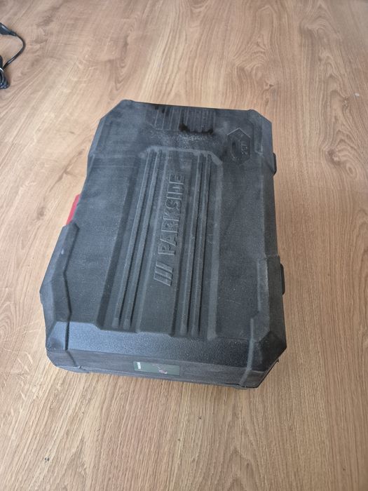 Walizka od szlifierki Parkside prawie nowe polecam