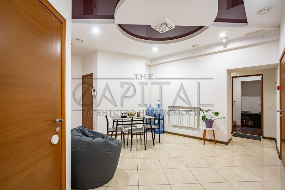 Продаж офісу, вул. Івана Мазепи, Печерськ