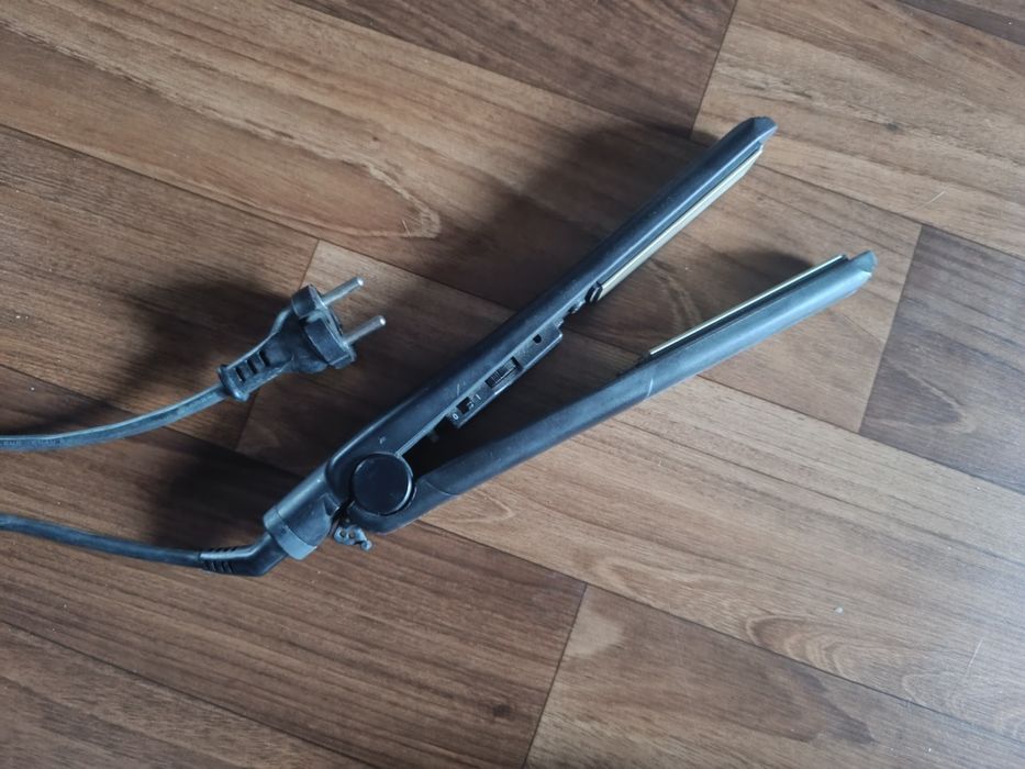 Выпрямитель для волос от Phillips