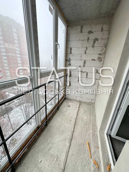 Продаж однокімнатної квартири в новобудові. Сади.