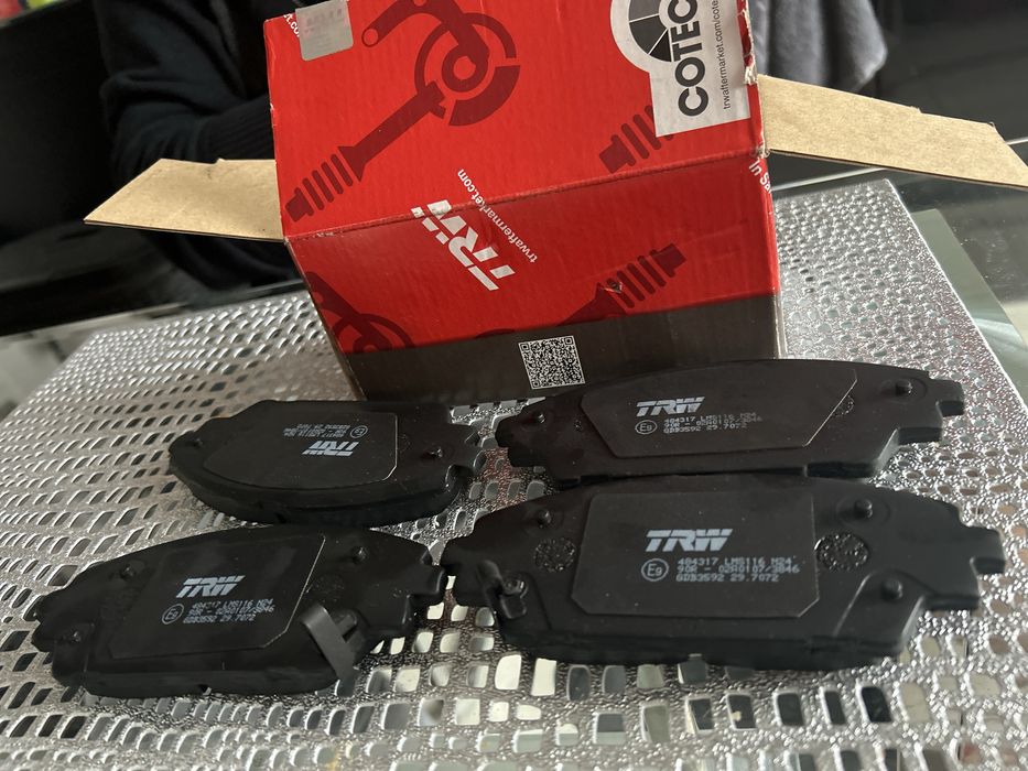 Klocki  hamulcowe  TRW przód Mazda 3 CX3