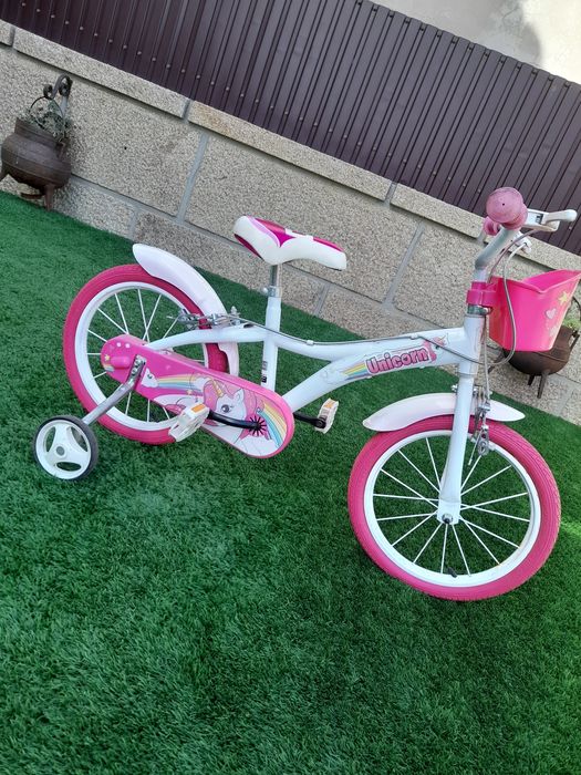 Bicicleta de menina
