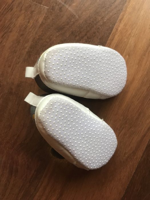 Sapatilhas tuctuc 6m