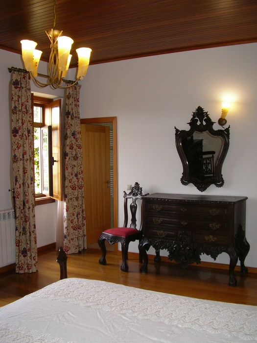 Mobília antiga quarto D. João V rico