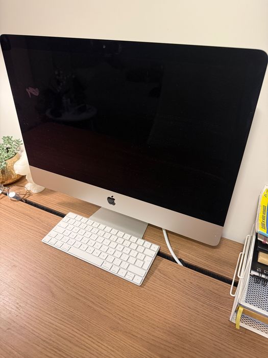 Apple iMac Retina 4K 21,5" 2019 | i5 6-Core | 8GB | 1TB Fusion | Radeon 560X | BOX