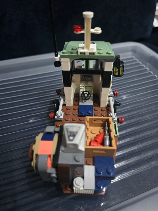 Lego Hidden Side 70419 - Wrak łodzi rybackiej