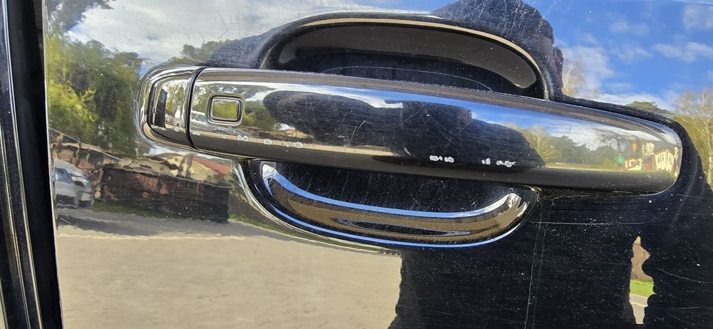 Drzwi prawy przód przednie Audi A4 B8 LY9B