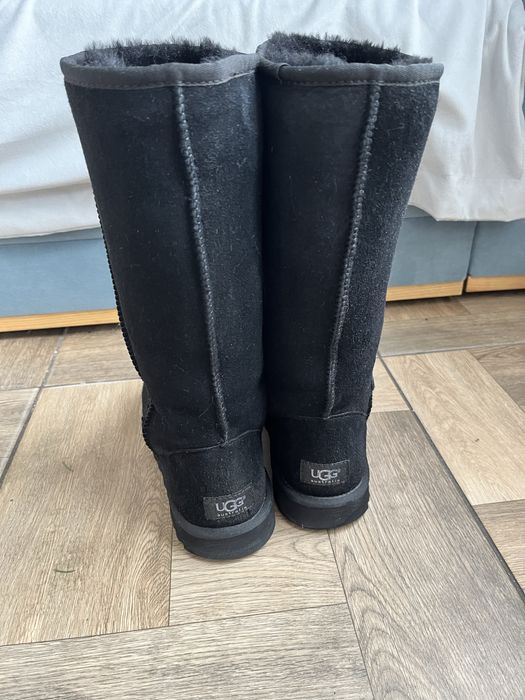 UGG Australia, оригінал, на розмір 38