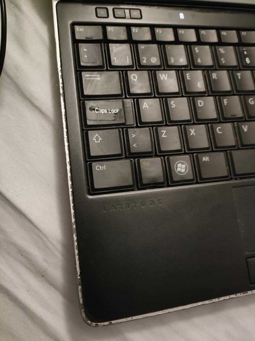 Dell Latitude  E6220