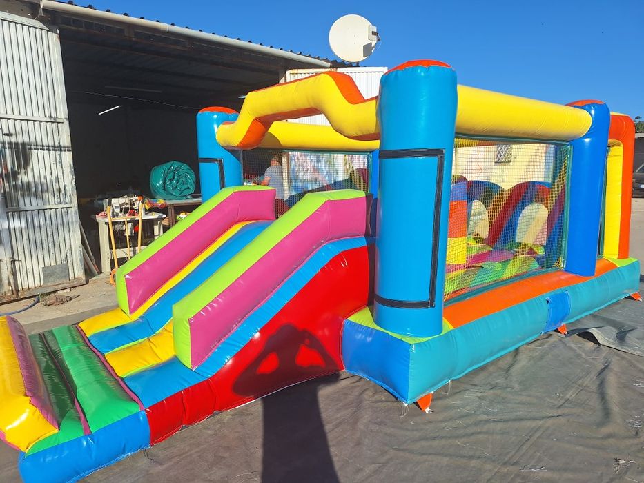 Insuflável profissional em lona