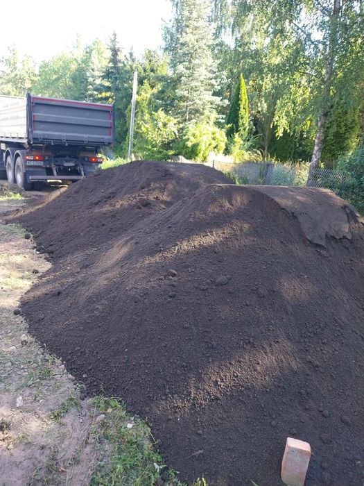 Ziemia Ogrodowa Przesiewana pod Trawnik Czarnoziem Piasek 0-2