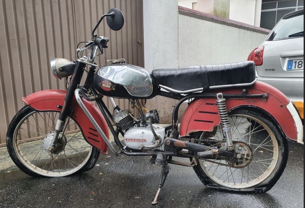 Motorizada Zundap Titan