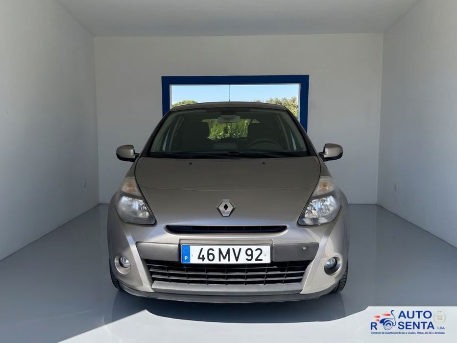 Renault Clio528039224647372802