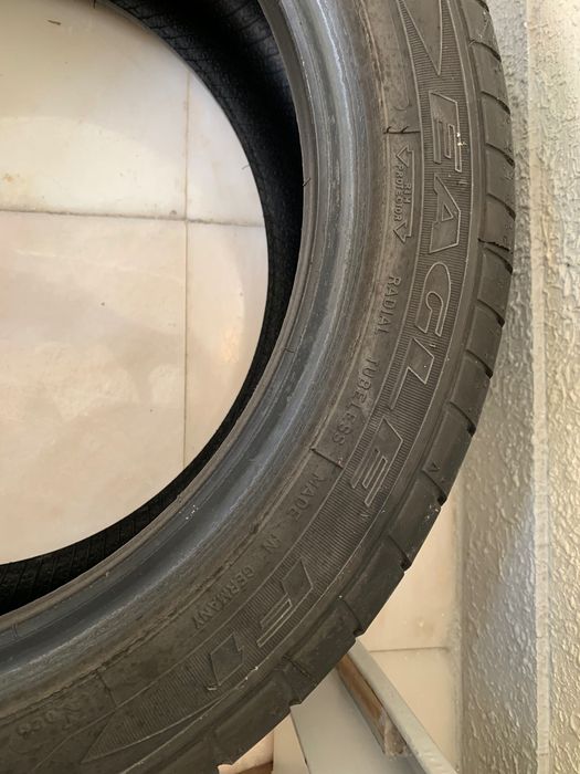 Pneu único Goodyear Eagle F1 195/50 R15 82V usado