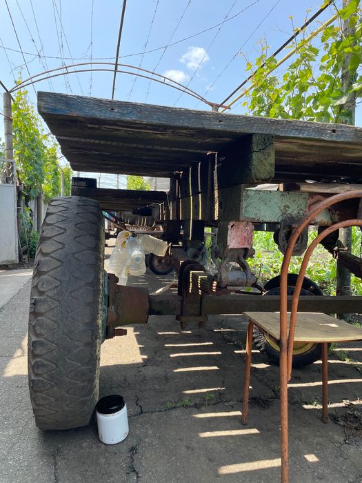 Прицеп тракторній