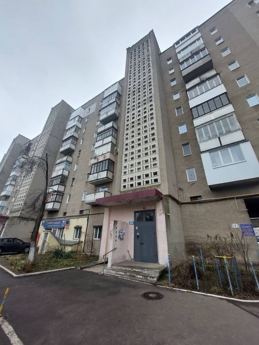 ПРОДАЖ! Двокімнатна квартира Киівський майдан