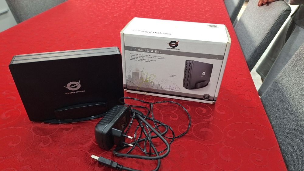 Conceptronic External Hard Drive64287621702146120